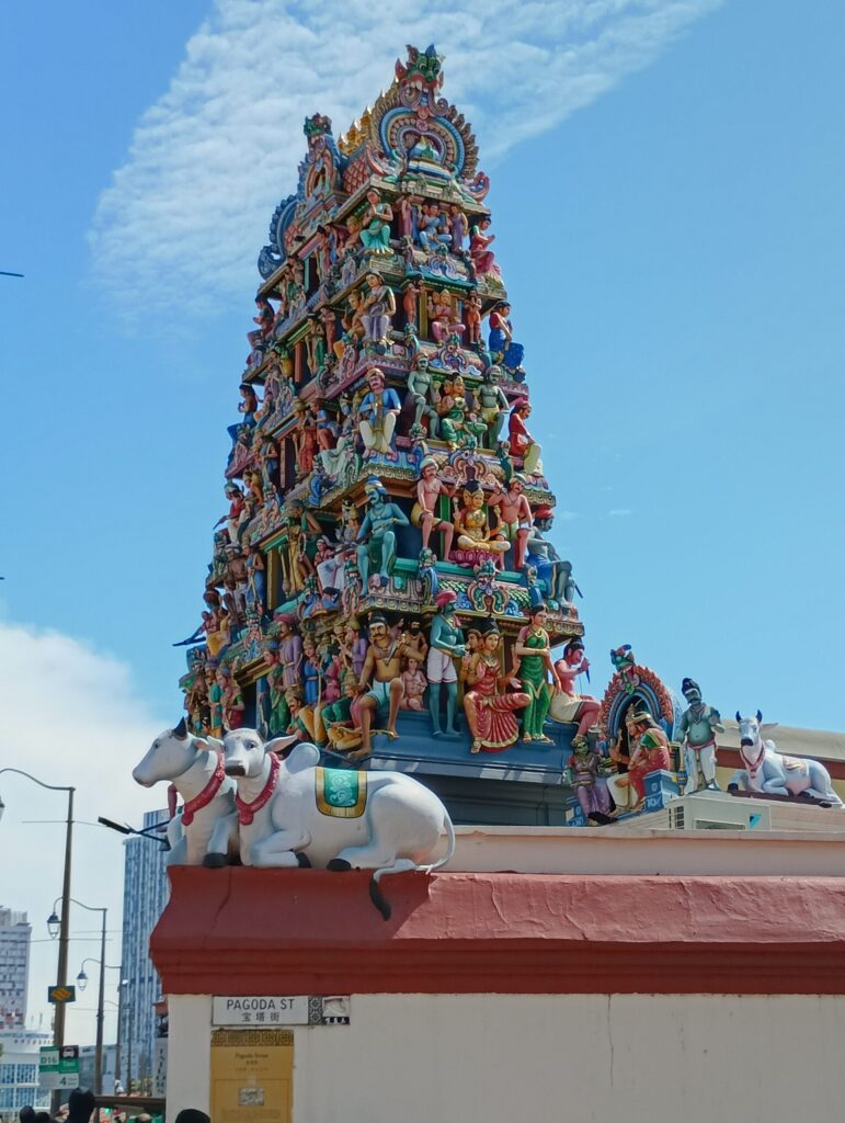 写真７．フリーシンガポールツアー｜スリ・マリアマン寺院