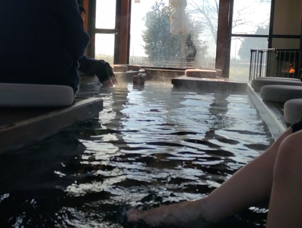 長崎温泉 道の駅国上の足湯　酒呑童子