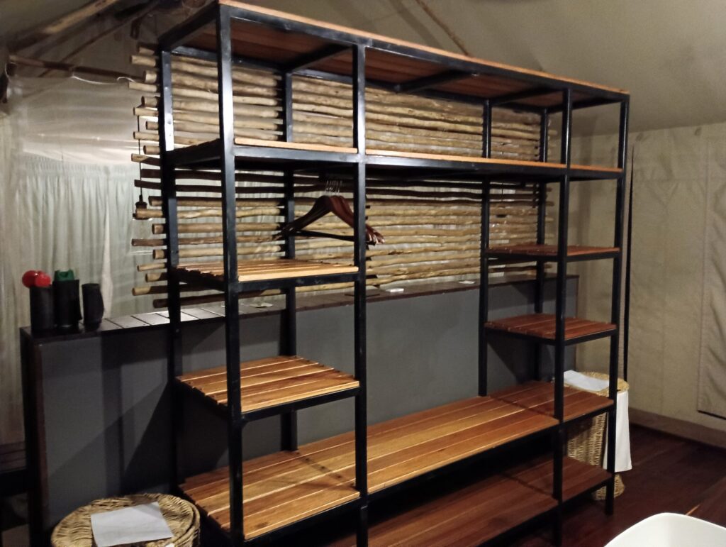 Saguni Safari Lodgeで宿泊したお部屋・荷物置き