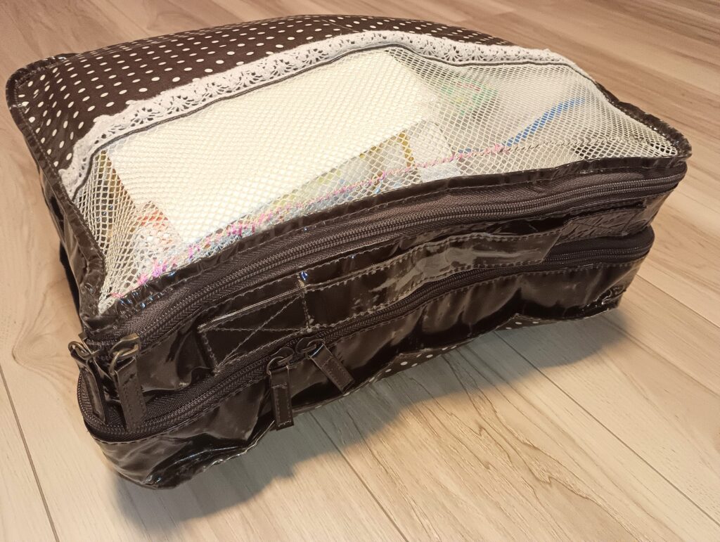 スキー旅行 パッキング