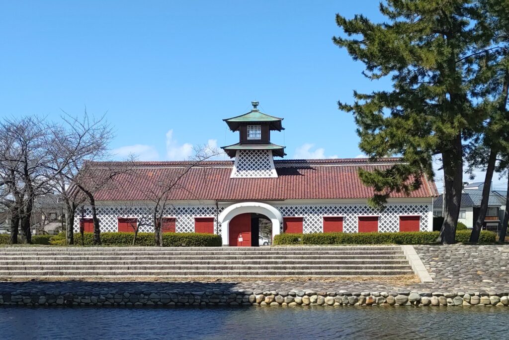 国指定重要文化財 旧新潟税関庁舎 みなとぴあ