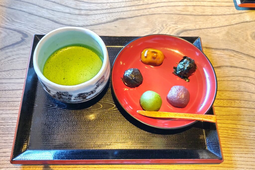 新潟グルメ15_江口団子 みたらし団子