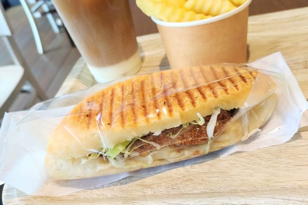 新潟グルメ07_サメフライ