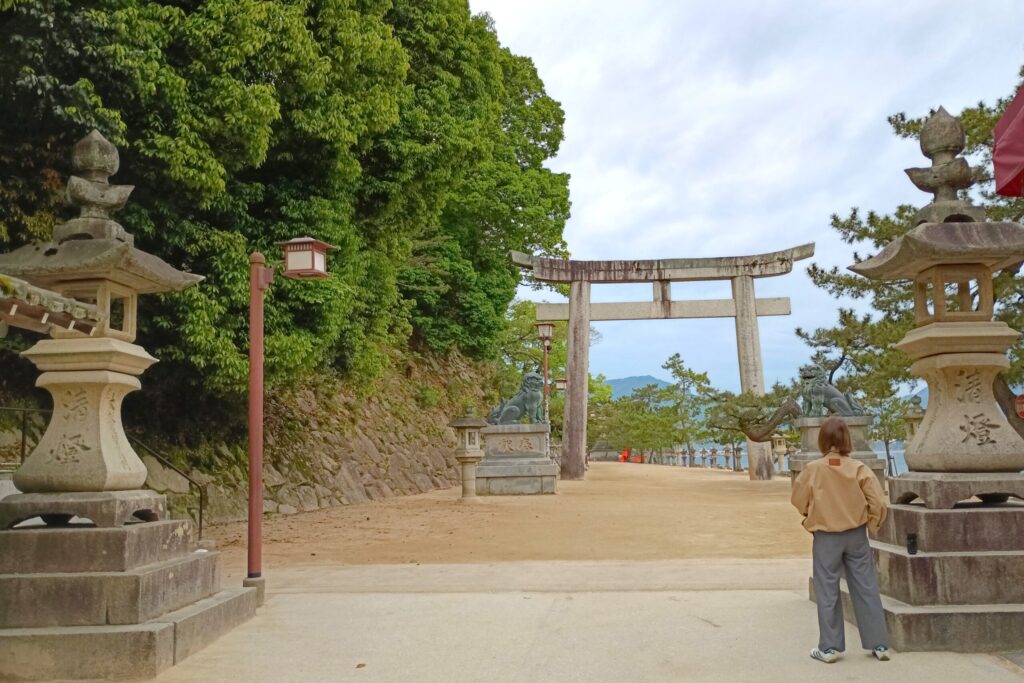 厳島神社　鳥居