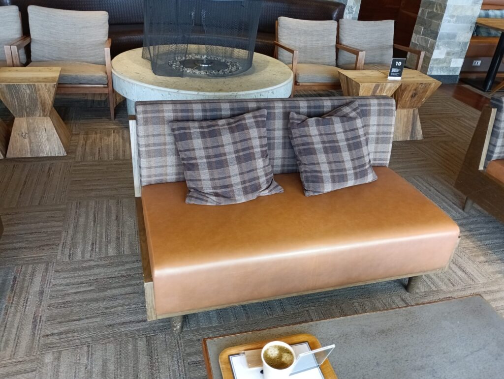 びわ湖テラス カフェの窓際席